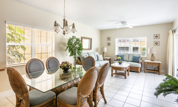 Regal Beach Club 521